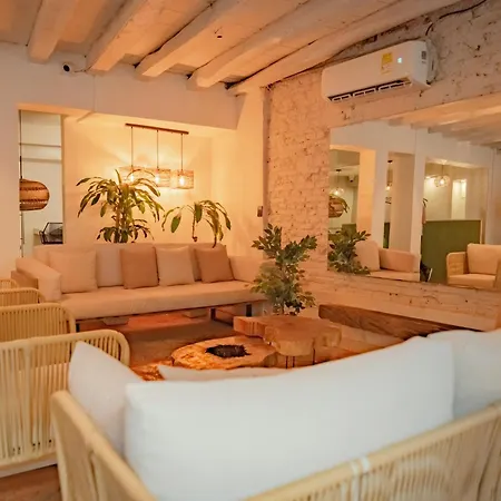 Casa Amanzi By Bernalo Hotel 3*