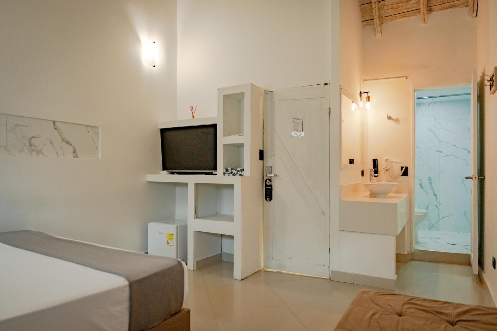 Hotel Casa Amanzi By Bernalo 3*